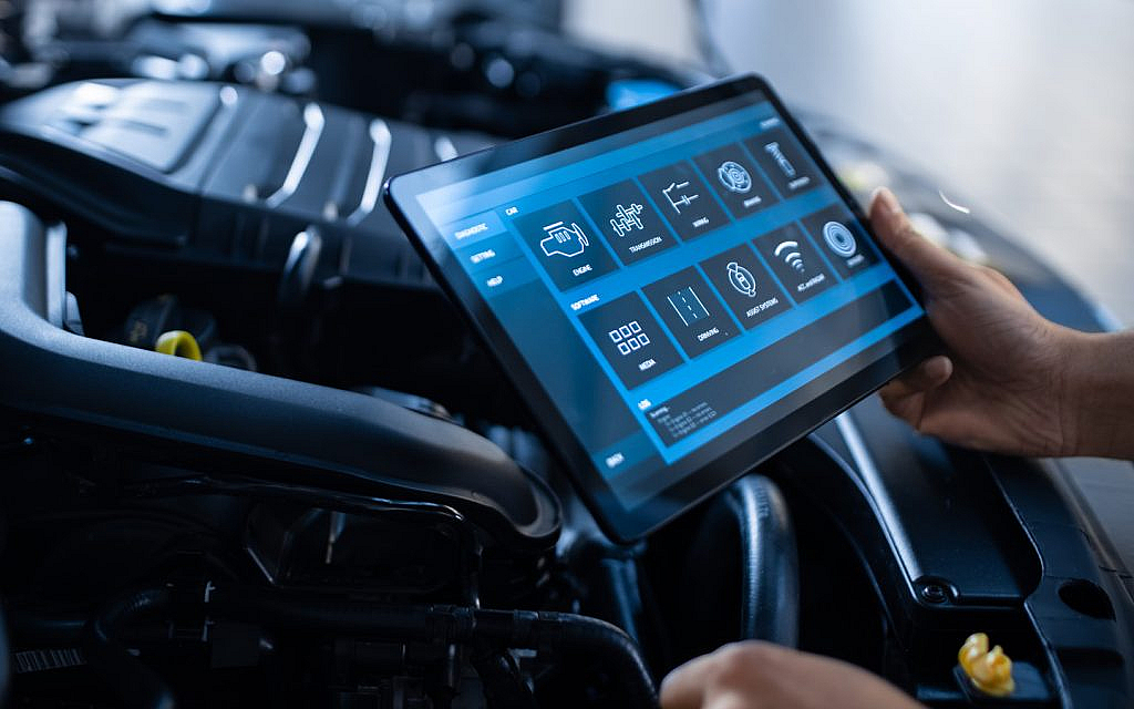 Automotive diagnostic scan tool